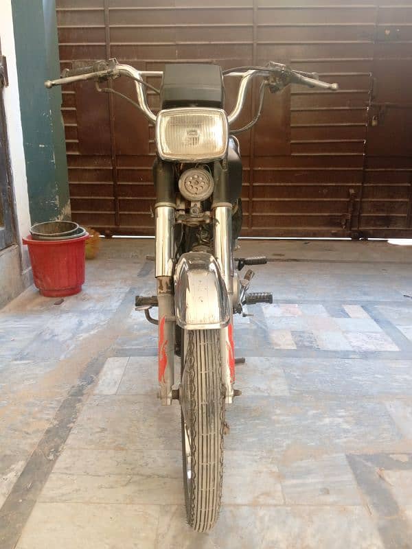 Honda CD 70- 10 modal 0