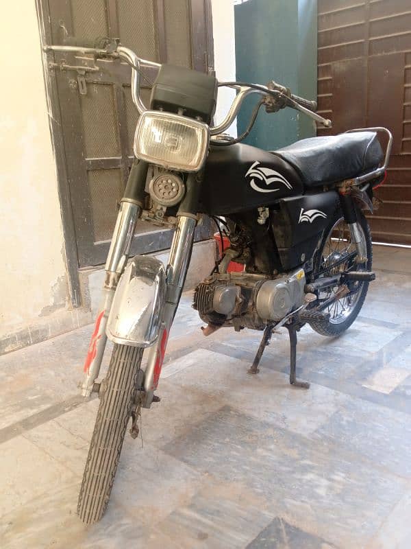 Honda CD 70- 10 modal 6