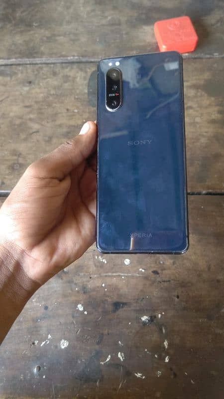 Sony Xperia 5 mark 2 10by9 pTA official uprowd all ok only panal line 2