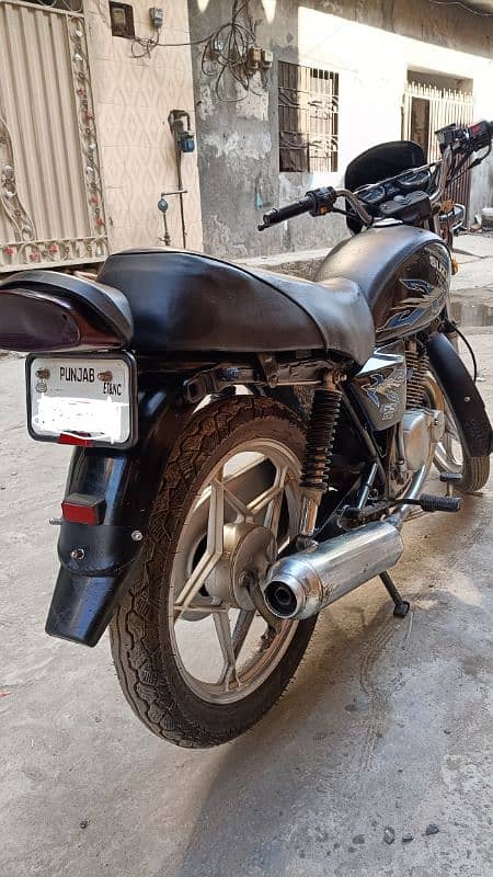 SUZUKI GS 150 SE 2021 2