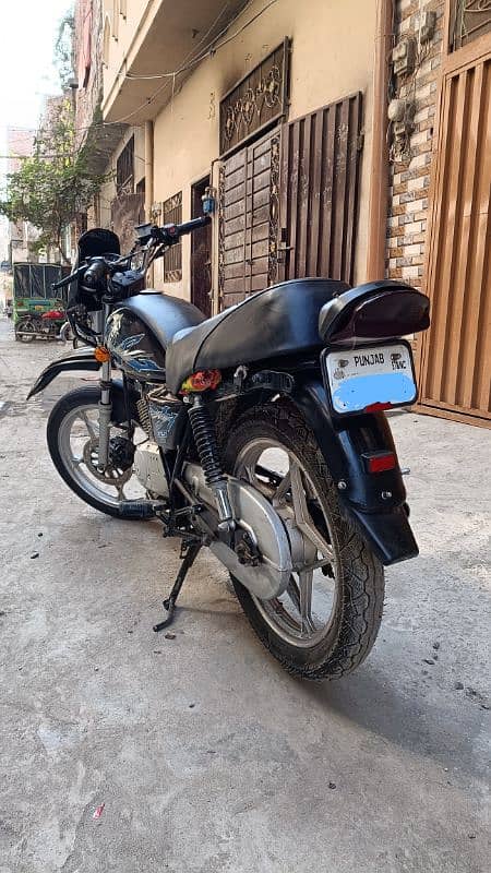 SUZUKI GS 150 SE 2021 5