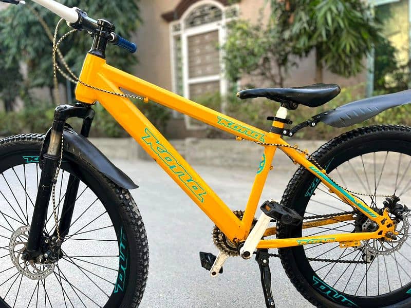 Imported bicycle 26 size smooth working urgent sale 2