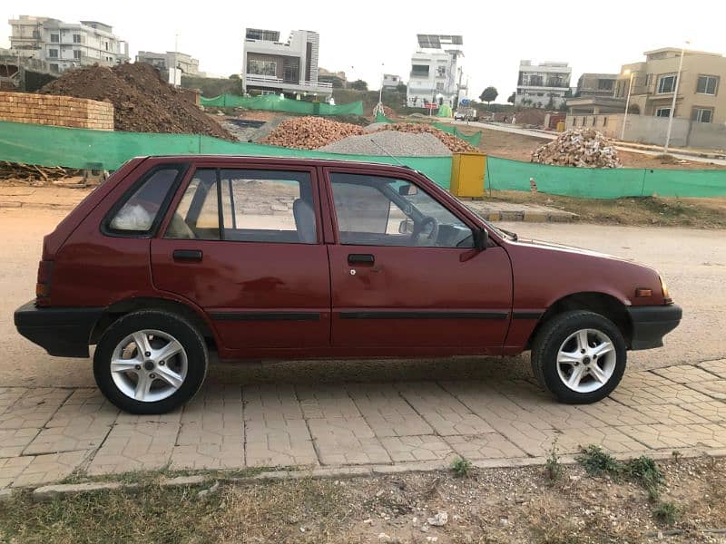 Suzuki Khyber 1994 4