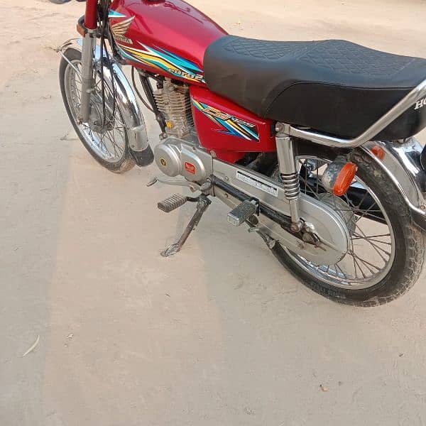 2018 model punjab nmbr loction kahuta dimnd 138000 1