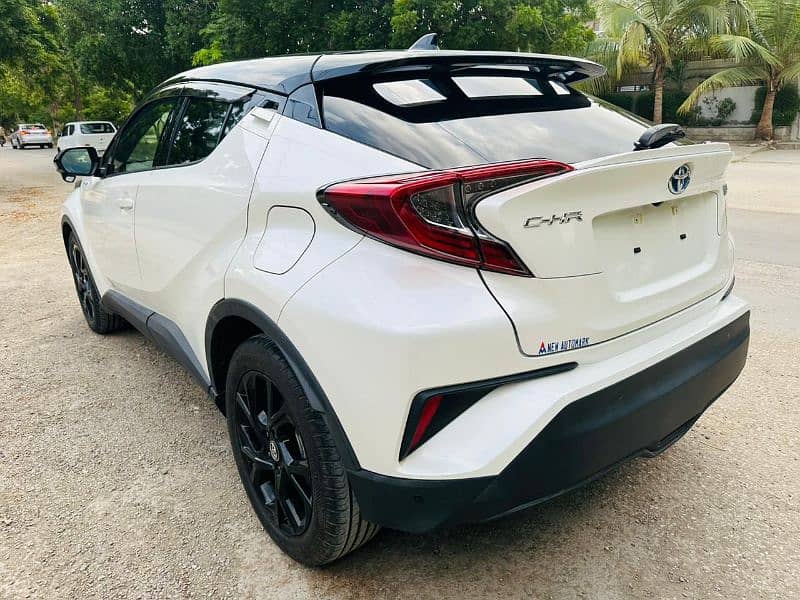 Toyota C-HR 2019 4