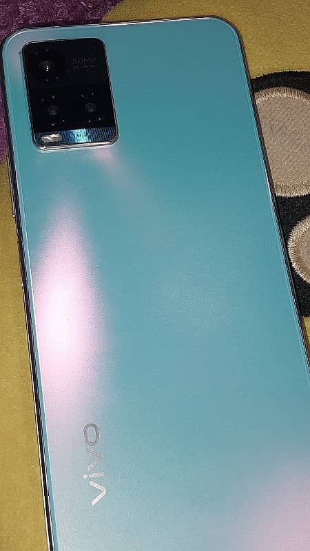 vivo y33s 8+128 Rs 19500 panel and back change 4