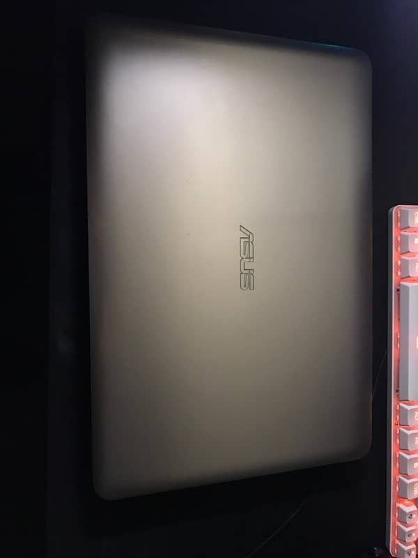 Asus Laptop core i7 7th gen 6