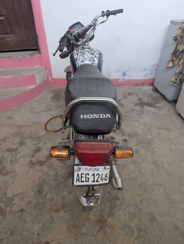 Honda 70 2021 3