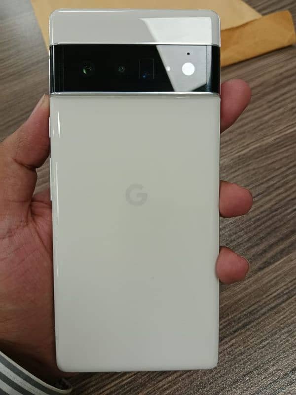 GOOGLE PIXEL 6 PRO 1