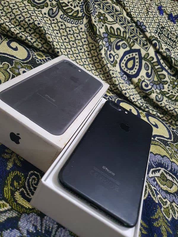 Iphone 7 plus (official approvd) 100% trusted 0