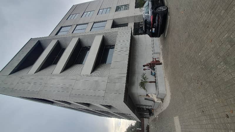 40000 Sqft 5 Storey Commercial Building Gulberg 3 N Block 12