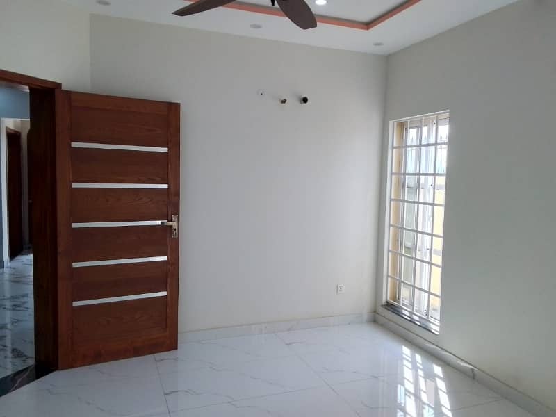 10 Marla Brand New House For Sale In LDA AVENUE_1. 10