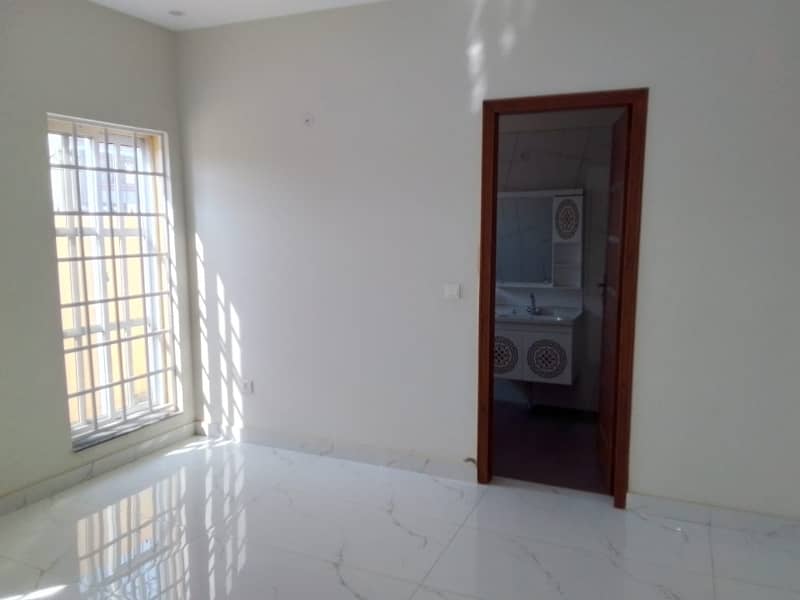 10 Marla Brand New House For Sale In LDA AVENUE_1. 16