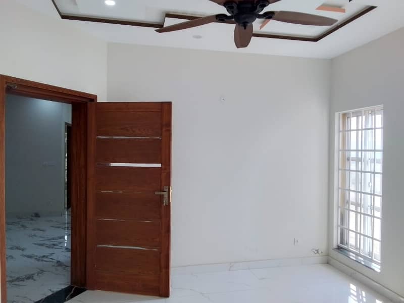 10 Marla Brand New House For Sale In LDA AVENUE_1. 20