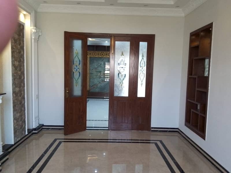 Luxurious brand new owner built house for sale in LDA AVENUE_1. 4