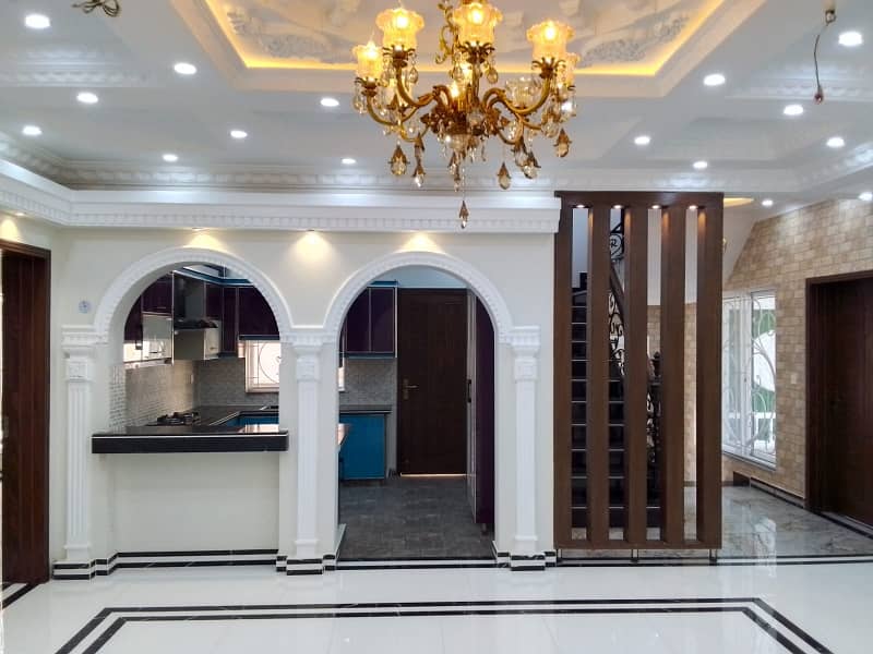 Luxurious brand new owner built house for sale in LDA AVENUE_1. 17