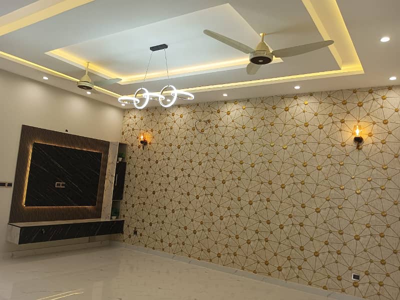 10 Marla Brand New House Is Available For Rent In Talha Block Bahria Town Lahore 4