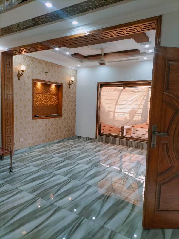 5 Marla Brand New Luxury House Available For Sale In Bahria Town Lahore. 22