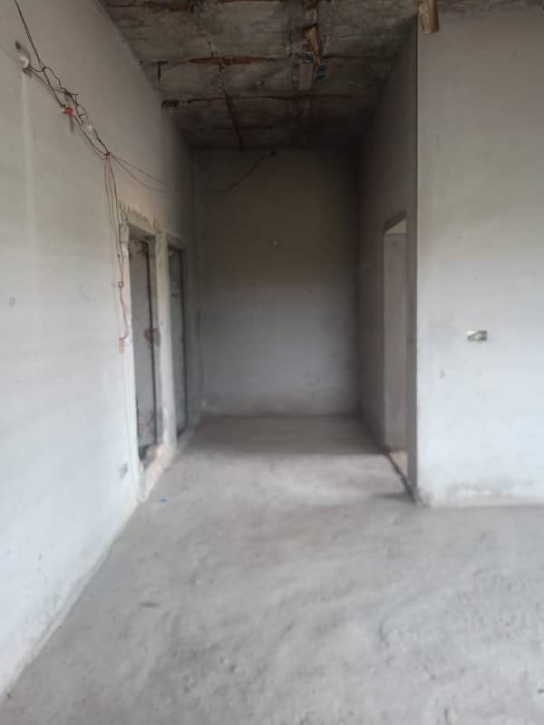 Kanal incomplete Grey Structure with basement 560 Sq. Ft 1