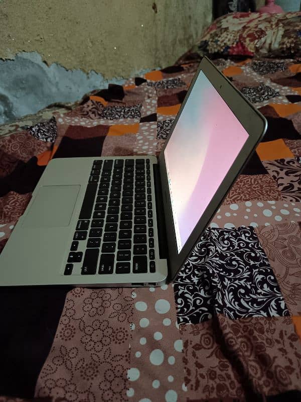 macbook air 2011 1