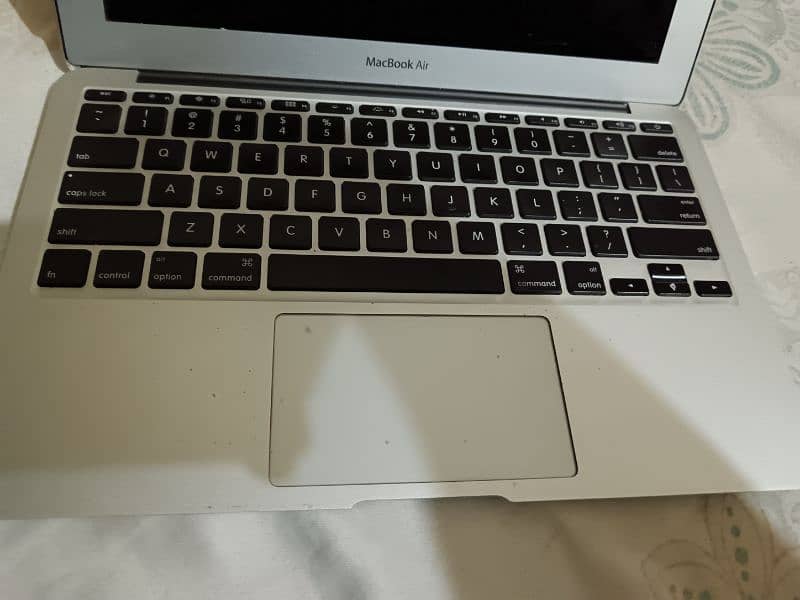 macbook air 2011 11