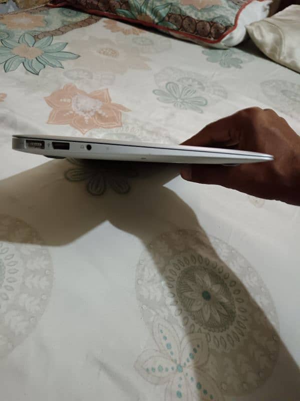 macbook air 2011 12