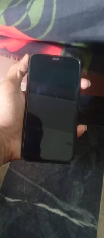 IPhone 11 factory unlock  Non pta 8