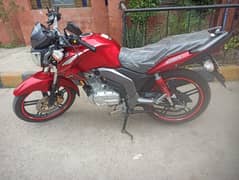 Suzuki GSX 125 2023 only 2200 Driven