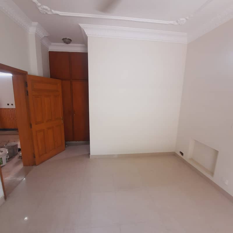 1 Kanal House 5beds Tv Lounge 3 Kitchen Servant Quarter Available For Rent In DHA Phase 2 11