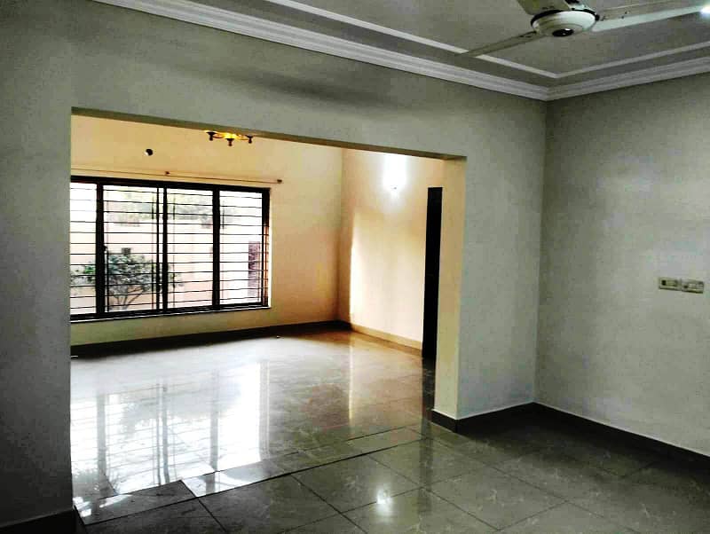 17 Marla Brig House For Sale In Askari 10 Sector F 9