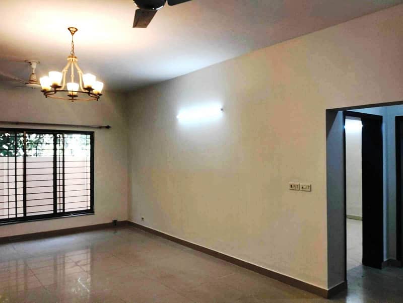 17 Marla Brig House For Sale In Askari 10 Sector F 16