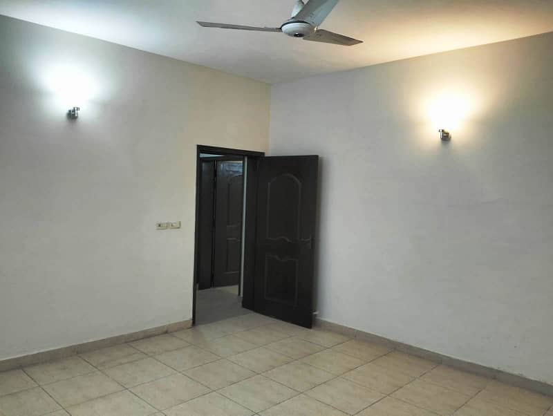 17 Marla Brig House For Sale In Askari 10 Sector F 25