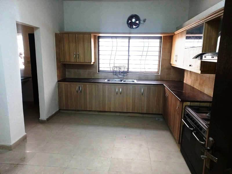 Askari 10 Sector F House For Sale 9