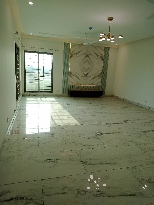 Barnd New Apartment Available for Sale in Askari 11 Lahore 7