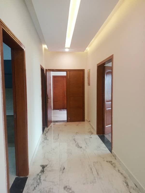 6 Floor Barnd New Apartment Available For Sale in Askari 11 Lahore 0