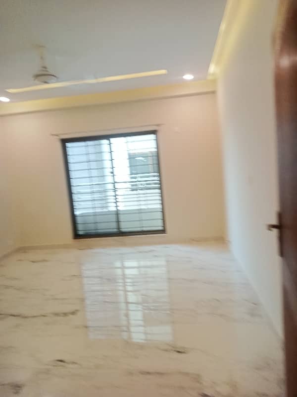 6 Floor Barnd New Apartment Available For Sale in Askari 11 Lahore 18