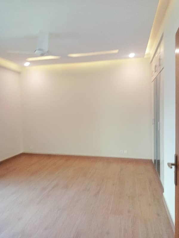 6 Floor Barnd New Apartment Available For Sale in Askari 11 Lahore 19