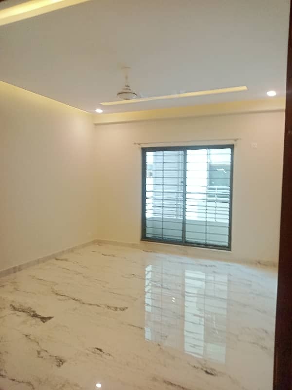 6 Floor Barnd New Apartment Available For Sale in Askari 11 Lahore 24