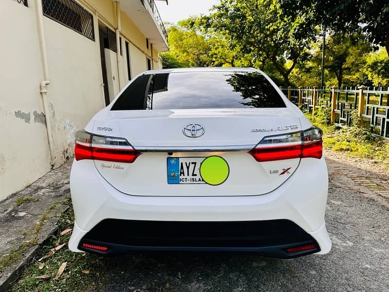 Toyota Corolla Altis 2022 Special Edition 8