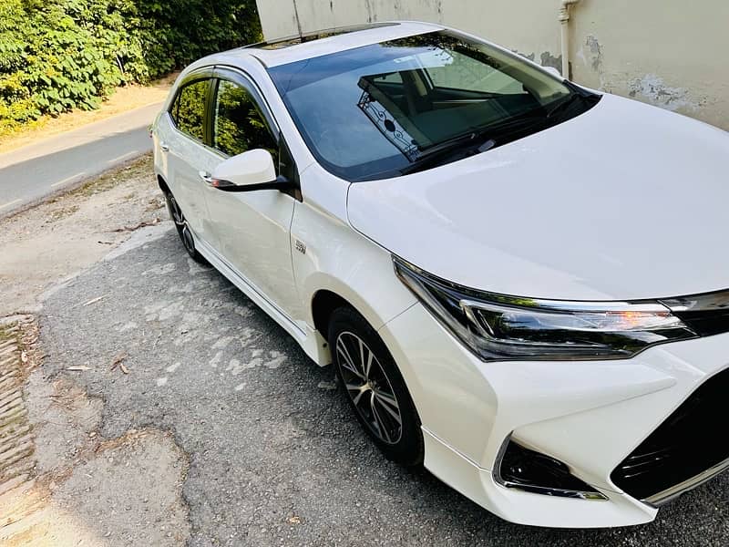 Toyota Corolla Altis 2022 Special Edition 17