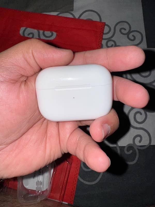 Airpods Pro 2 (USB C) 4