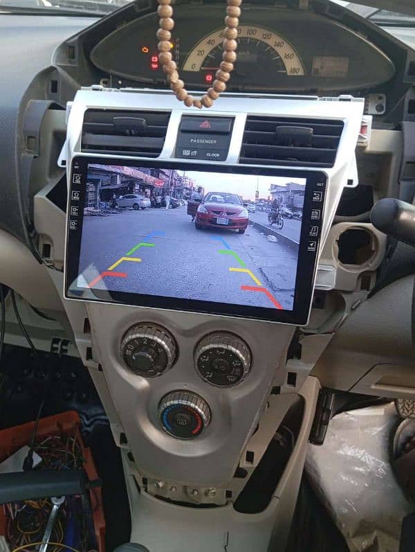 Toyota Belta lcd Android panel IPS display 3