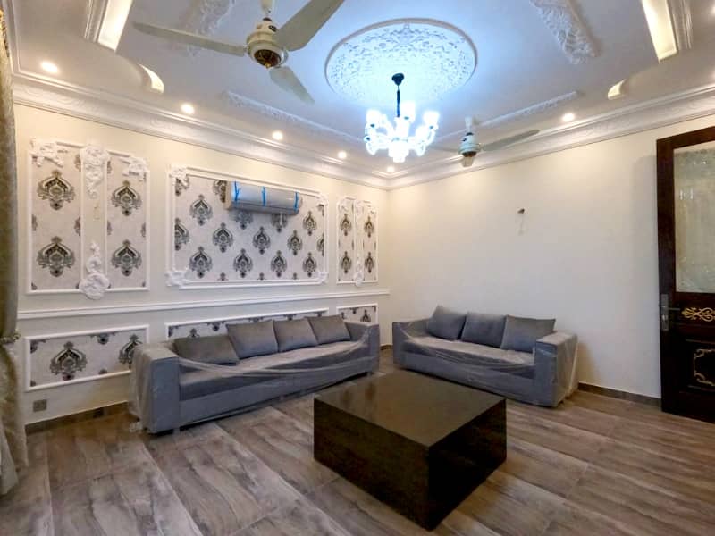 1 KANAL LUXURY FURNISHED HOUSE FOR SALE 6