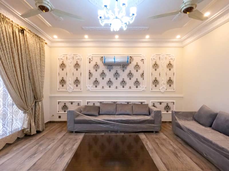 1 KANAL LUXURY FURNISHED HOUSE FOR SALE 7