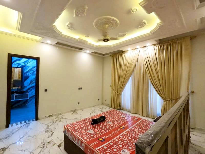 1 KANAL LUXURY FURNISHED HOUSE FOR SALE 43