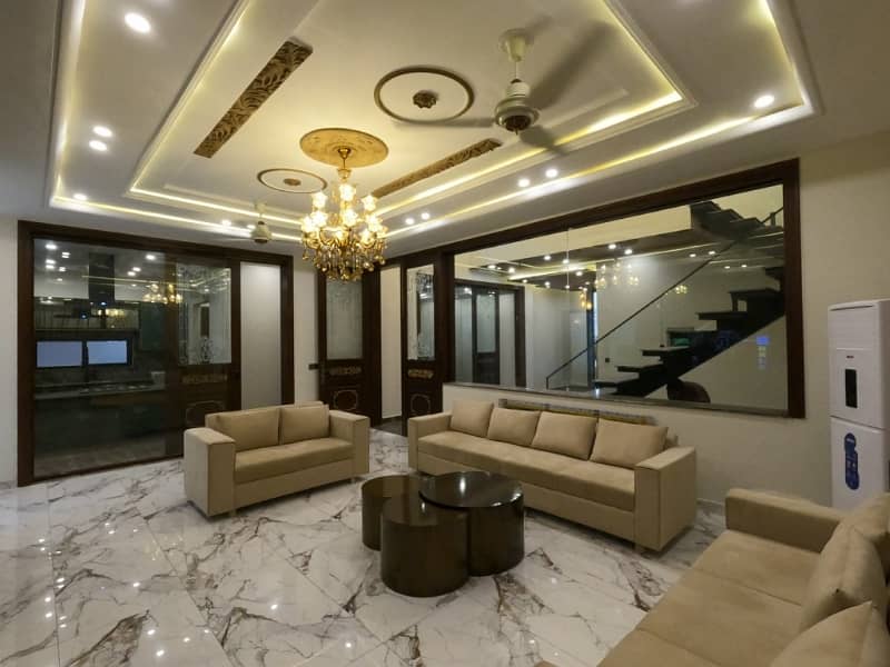 1 KANAL LUXURY FURNISHED HOUSE FOR SALE 48