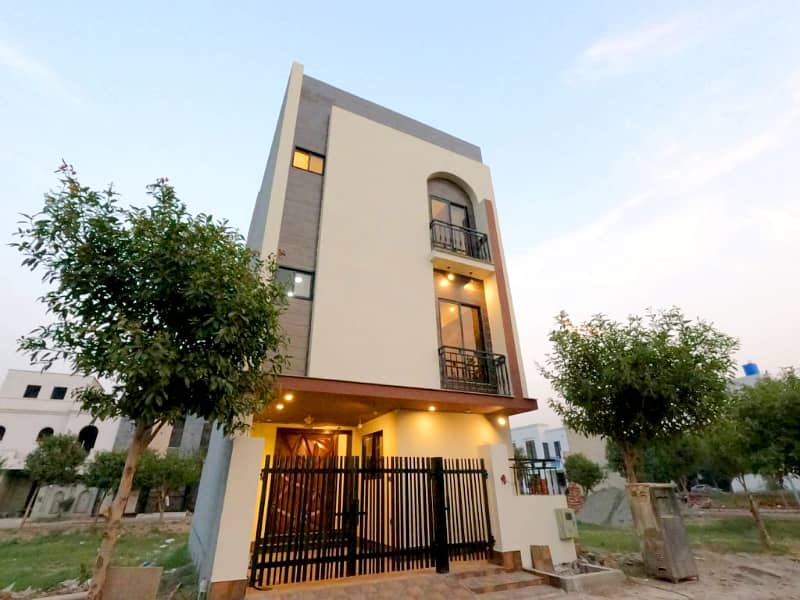 3 MARLA LUXURY SEMI FURNISHED HOUSE FOR SALE 4