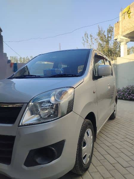 Suzuki Wagon R 2017 3