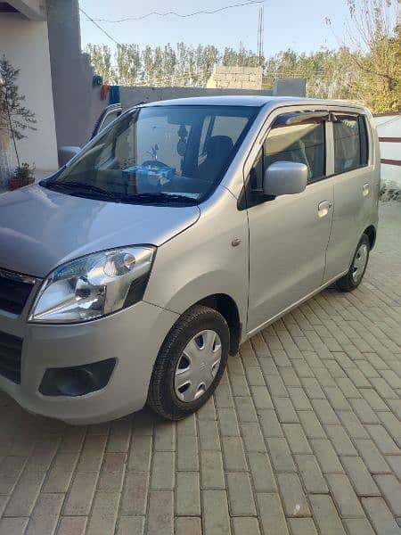 Suzuki Wagon R 2017 5