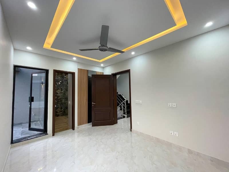 *For Rent* 5 Marla Modern Designer House In DHA Phase 9 Town 1